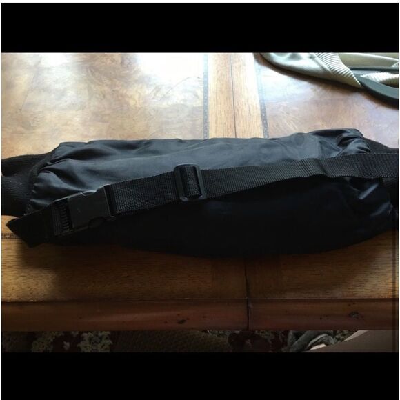 🥵 🥶 - SNUGGIE HAND Muff w Hot Hands to Keep Toasty! - Picture 8 of 10